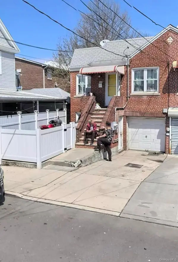 9511 97th Street, Ozone Park, NY 11416