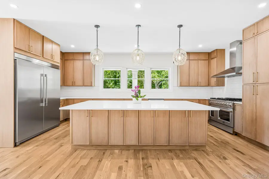 10 Nelson Avenue, Blue Point, NY 11715 - #3