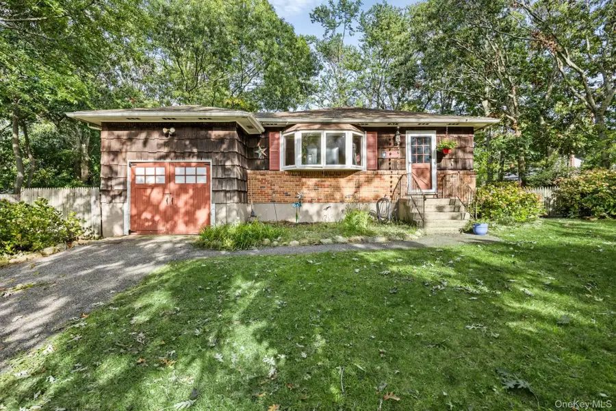 2 Easterly Road, Hampton Bays, NY 11946 - #3
