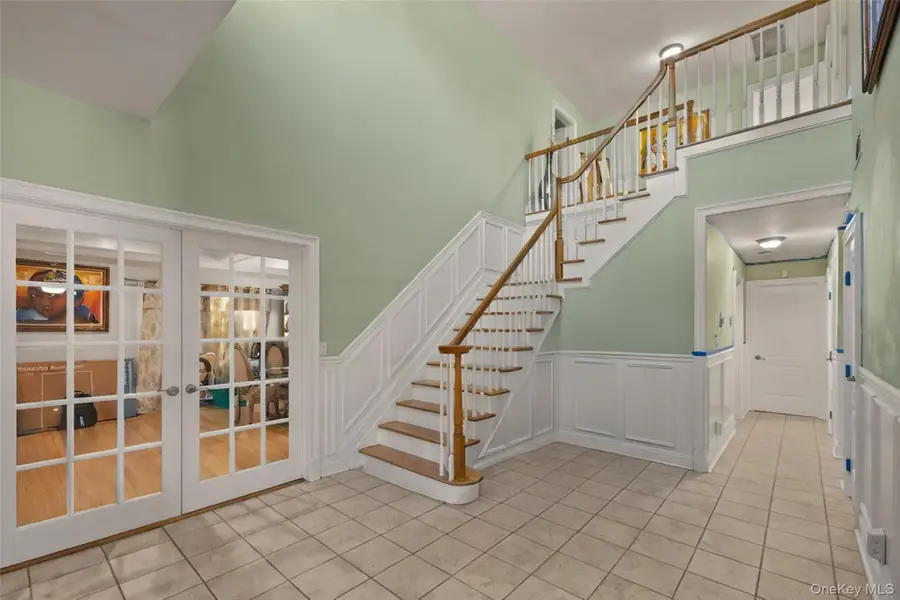 46 Garden City Street, Bay Shore, NY 11706 - #2