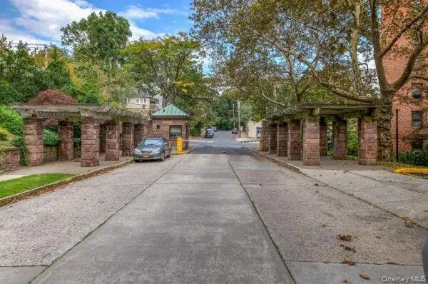 98 Pearsall Drive #1C, Mount Vernon, NY 10552 - #3