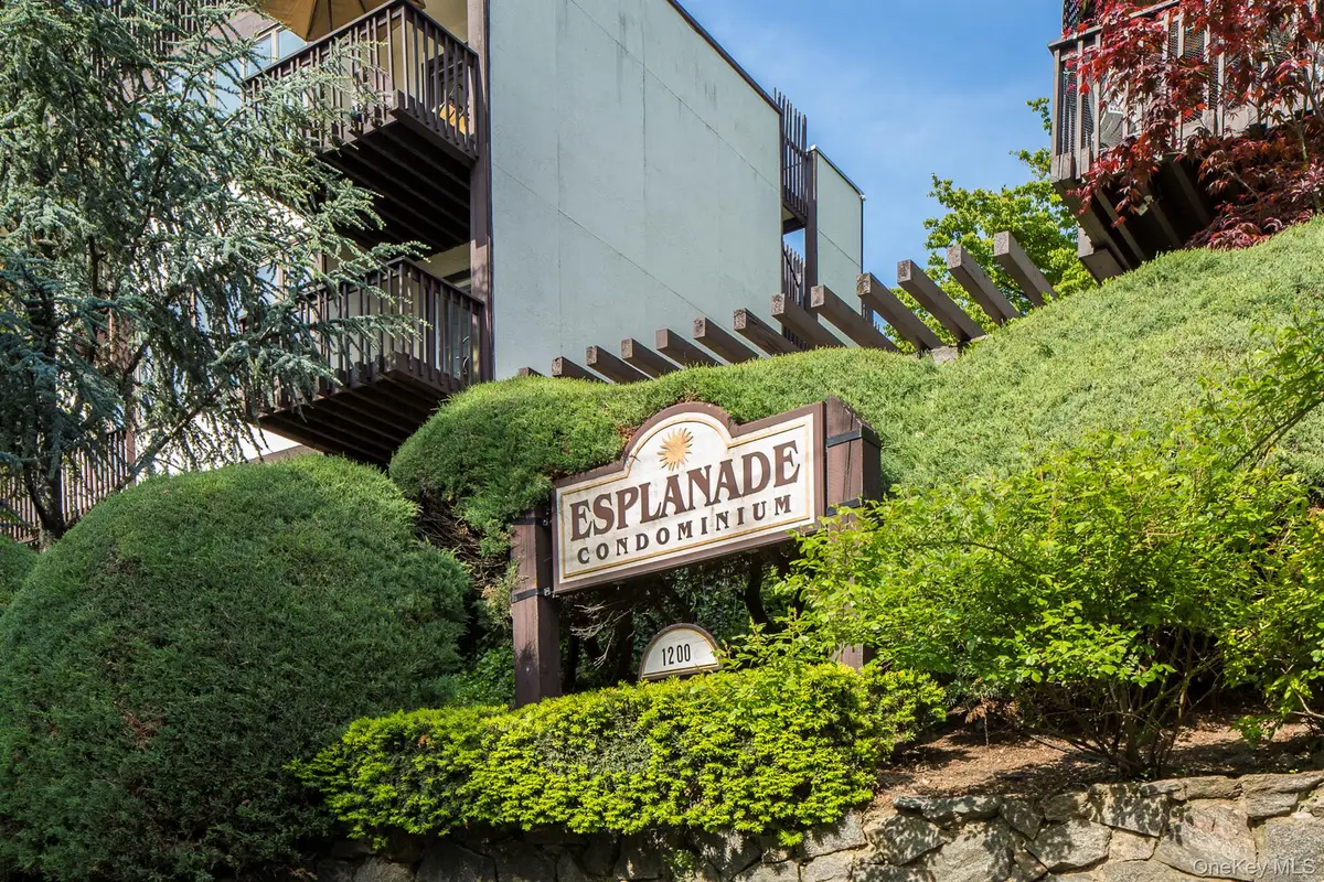 1200 Warburton Avenue #4, Yonkers, NY 10701 - #1