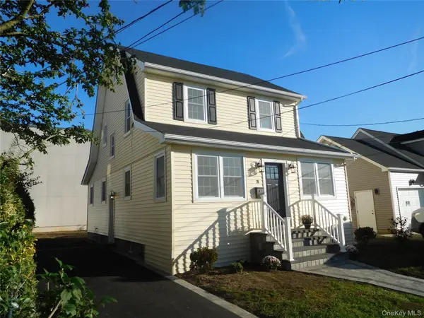 35 Fairview Avenue, Oceanside, NY 11572