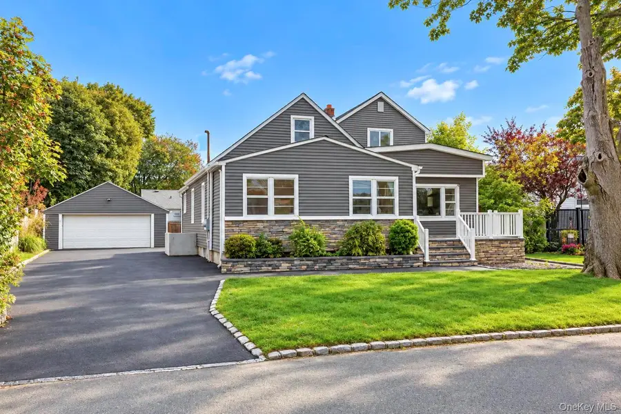 93 Vermont Avenue, West Babylon, NY 11704 - #2