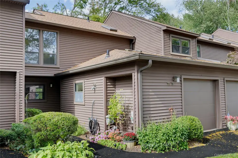 113 Woods Brooke Circle, Ossining, NY 10562 - #2