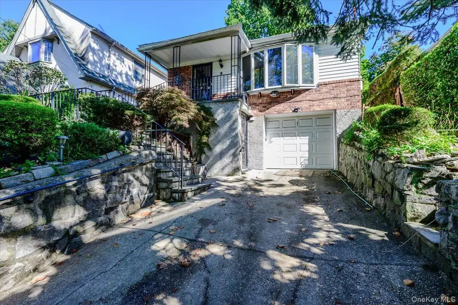 3855 Douglaston Parkway, Douglaston, NY 11363 - #2