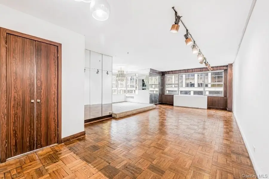 77 W 55th Street #17B, New York, NY 10019 - #3