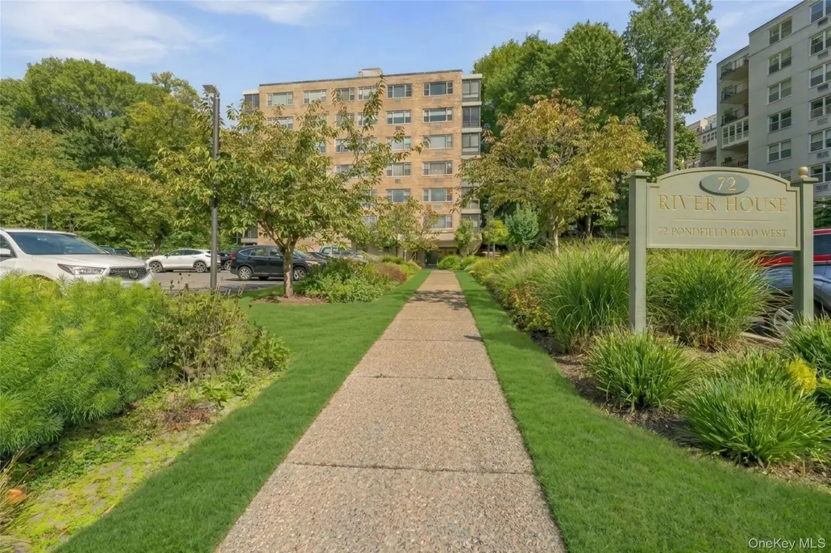 72 Pondfield Road W #4C, Bronxville, NY 10708 - #1