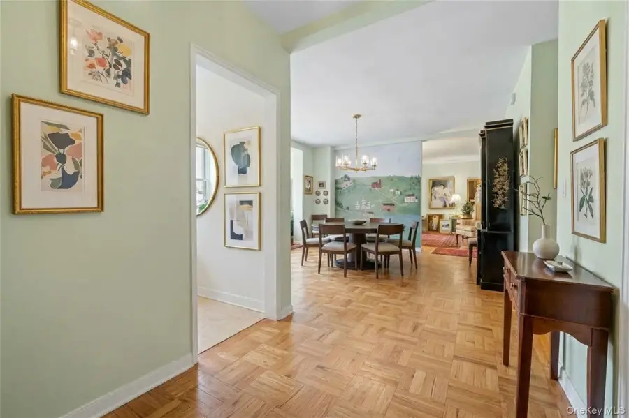 72 Pondfield Road W #4C, Bronxville, NY 10708 - #3
