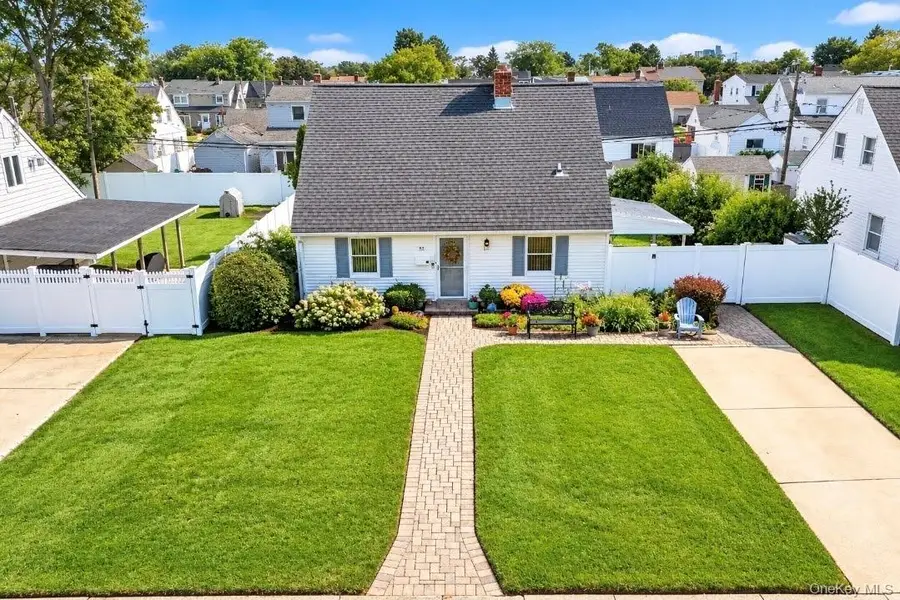 30 Chapel Lane, Levittown, NY 11756 - #2