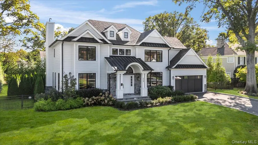 264 Northwoods Road, Manhasset, NY 11030 - #2