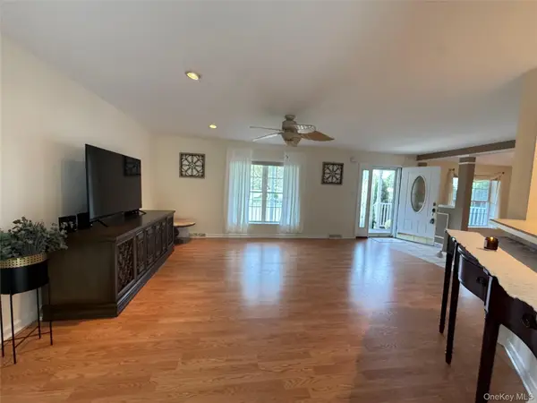 1407 Middle Road #271, Calverton, NY 11933