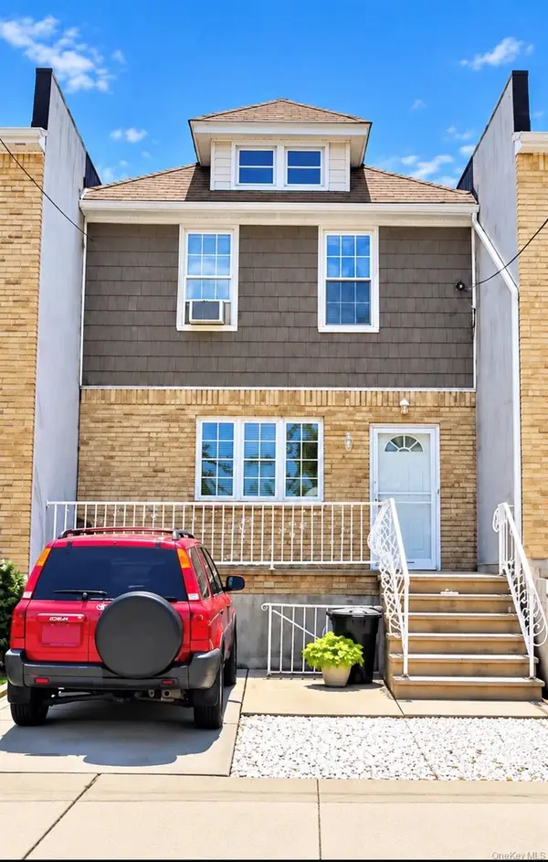 13829 248th Street, Rosedale, NY 11422