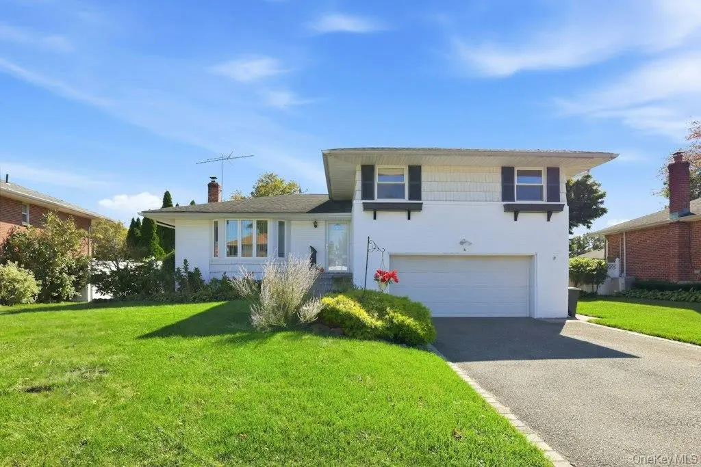 16 Radnor Road, Plainview, NY 11803 - #1