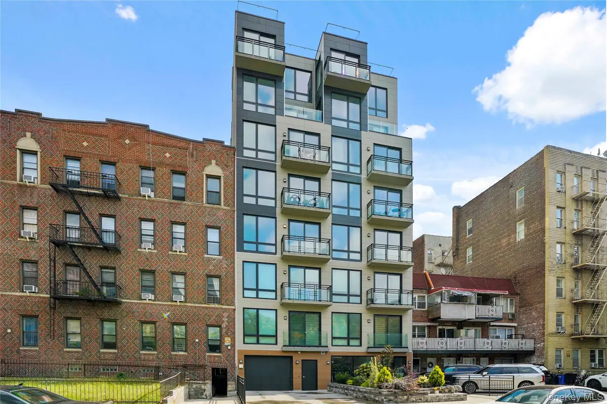 379 Ocean Parkway #3A, Brooklyn, NY 11218 - #1
