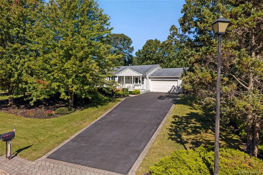 5 Heather Court, Middle Island, NY 11953 - #3