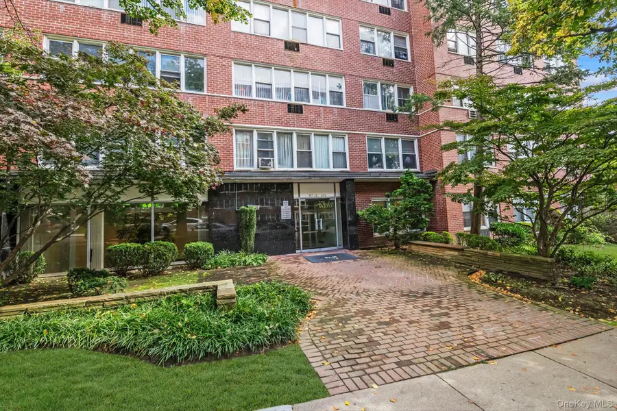 87-15 165th Street #7G, Jamaica, NY 11432 - #2