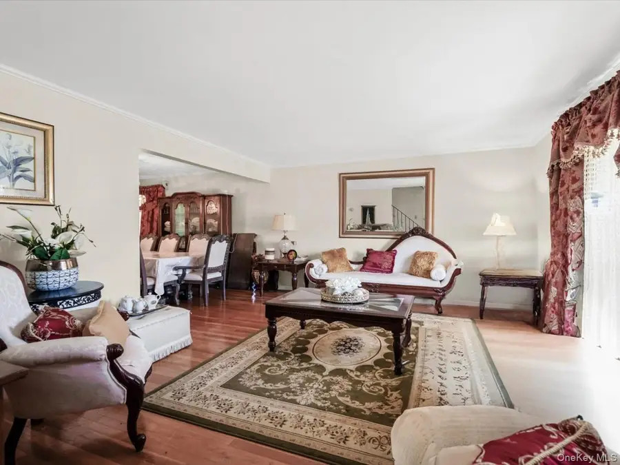 712 Partridge Avenue, West Hempstead, NY 11552 - #2