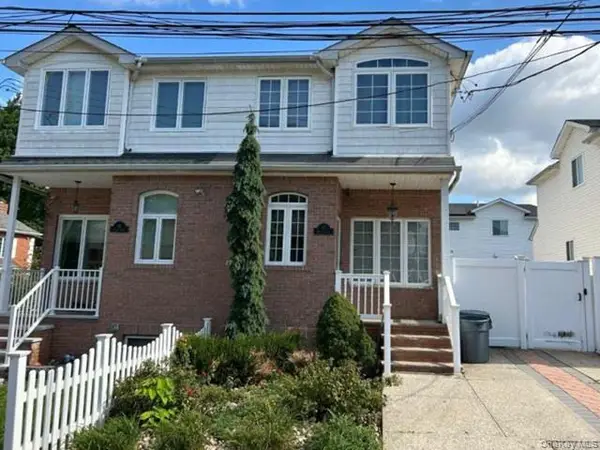 87 Harris Lane, Staten Island, NY 10309