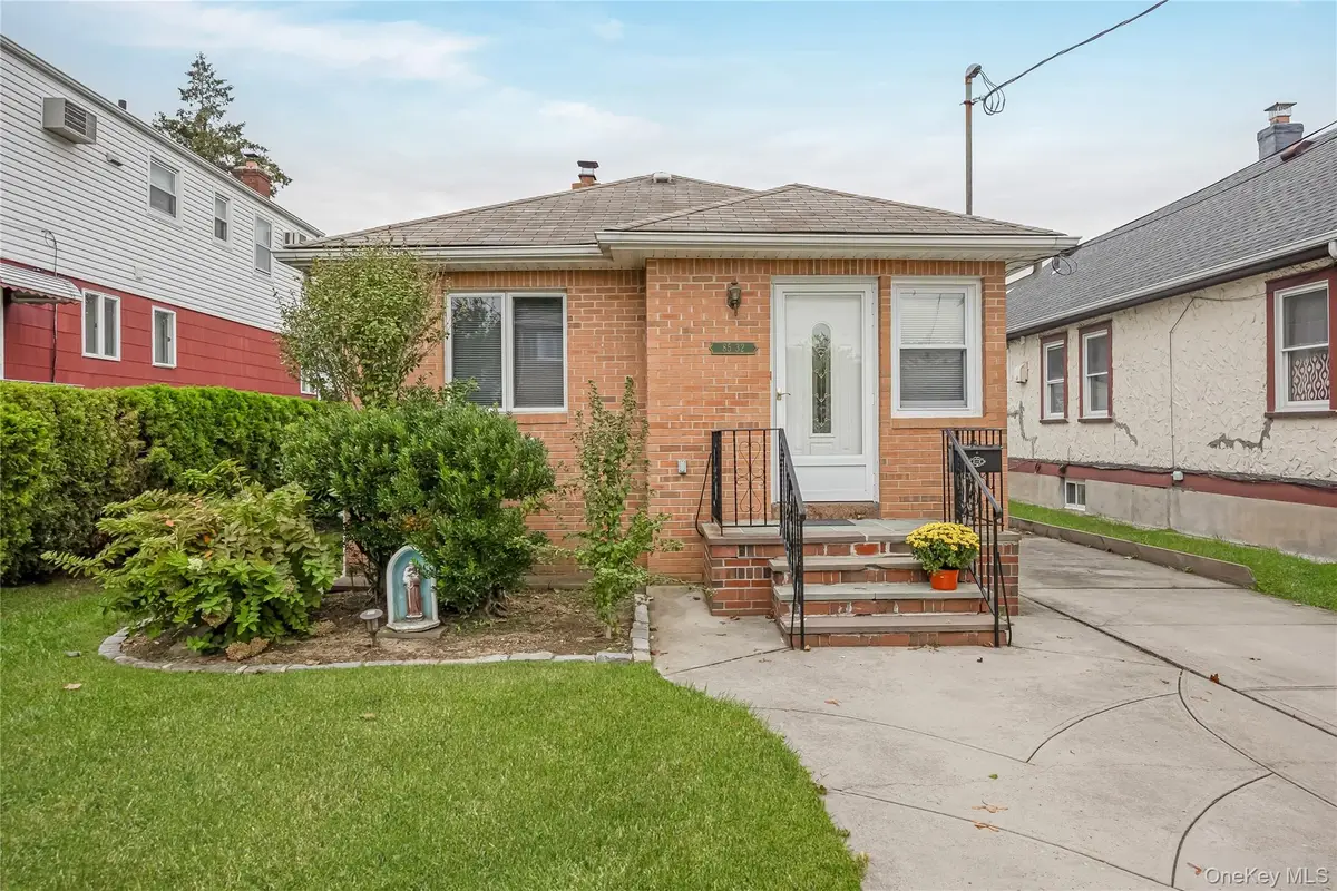 8532 262nd Street, Floral Park, NY 11001 - #1