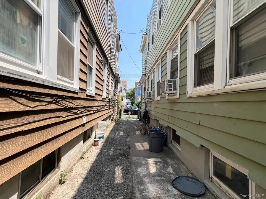 10332 118th Street, South Richmond Hill, NY 11419 - #2