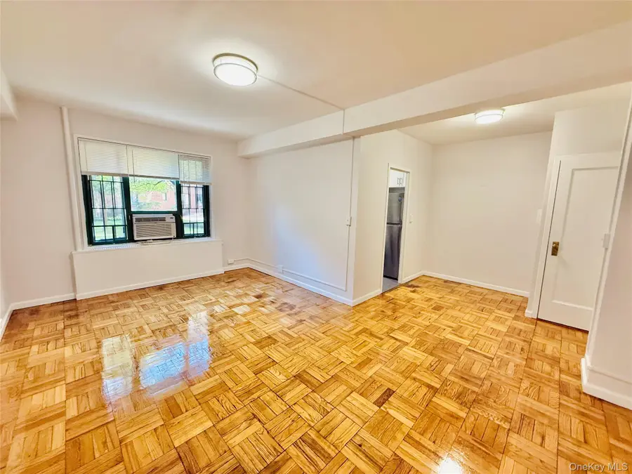 1562 Unionport Road #MD, Bronx, NY 10462 - #2