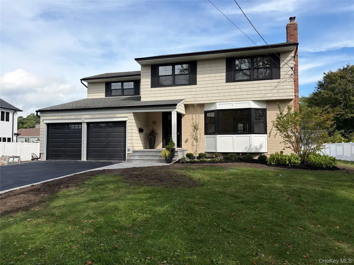 93 Eaton Lane, West Islip, NY 11795 - #1