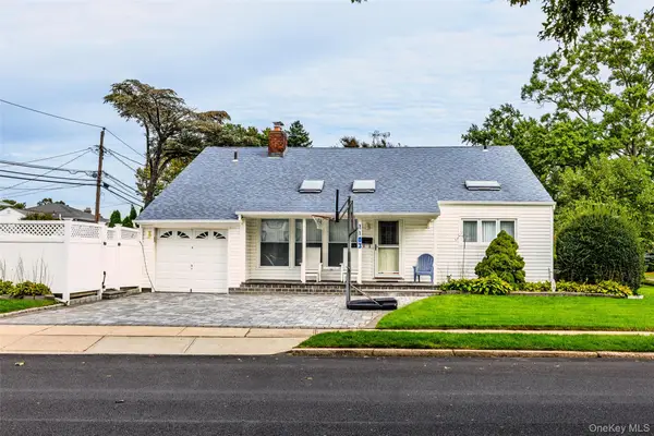 1103 Laux Place, Bellmore, NY 11710