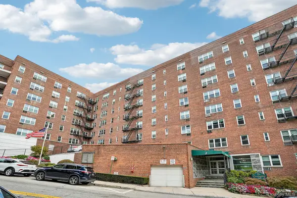 2 Bronxville Rd Rd #5D, Bronxville, NY 10708