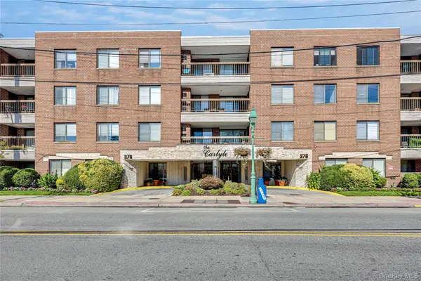 376 Central Avenue #4-U, Lawrence, NY 11559