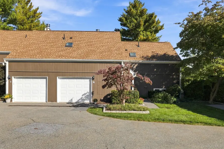 4 Hillside Place, Chappaqua, NY 10514 - #2