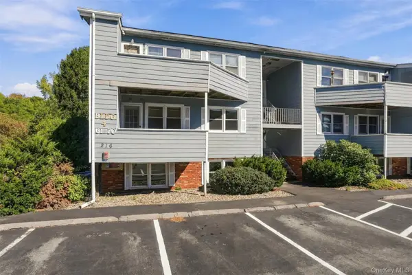 216 West Road #61, Pleasant Valley, NY 12569