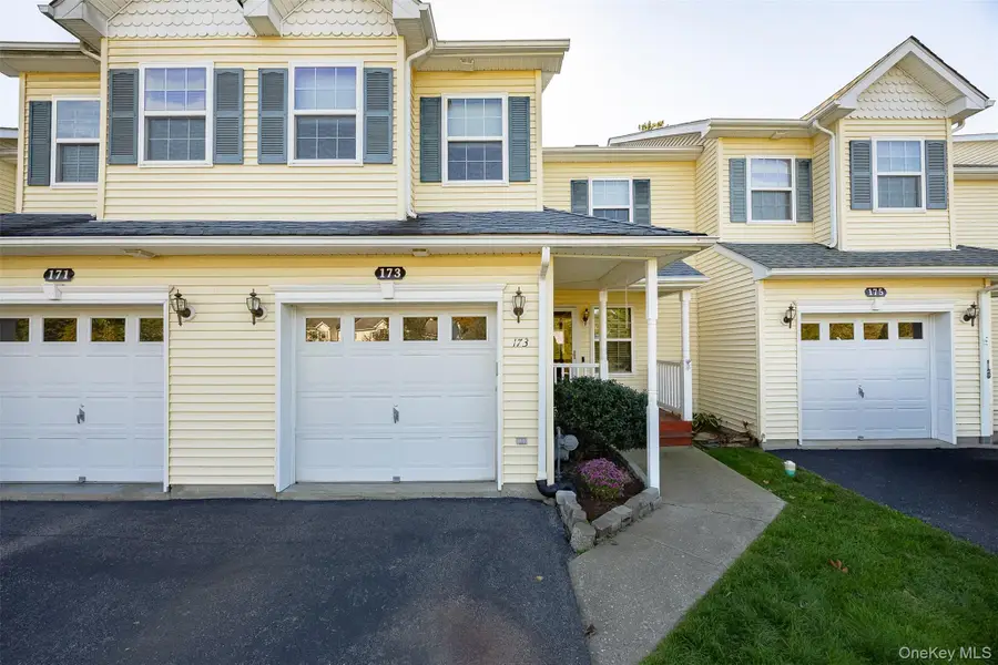 173 Pinebrook Drive, Hyde Park, NY 12538 - #2