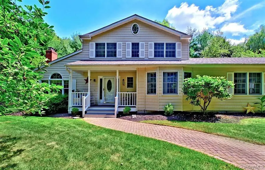 150 N Woods Drive, Wading River, NY 11792 - #2