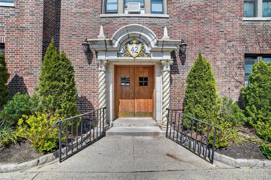 42 Pondfield Road W #4 F, Bronxville, NY 10708 - #2