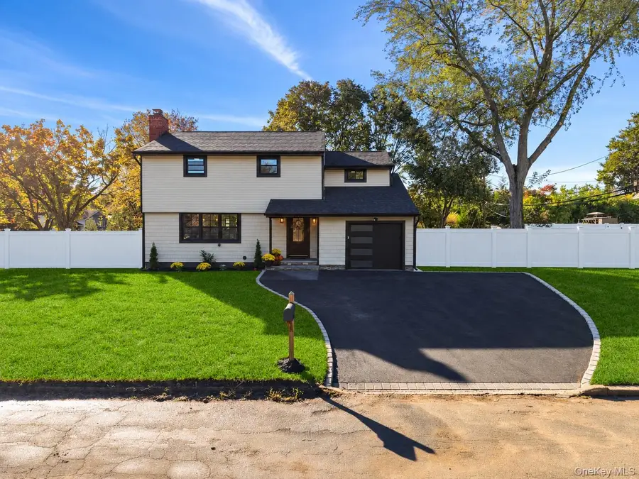 1 Medford Lane, East Northport, NY 11731 - #2