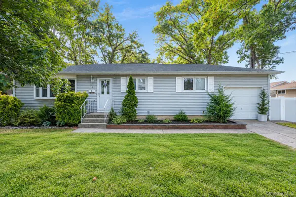 96 Central Avenue, Deer Park, NY 11729