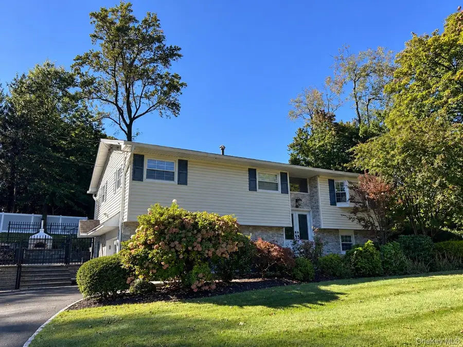 34 East Street, West Nyack, NY 10994 - #2