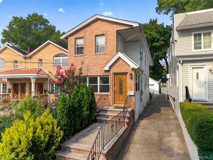 42-05 249th Street, Little Neck, NY 11363 - #3