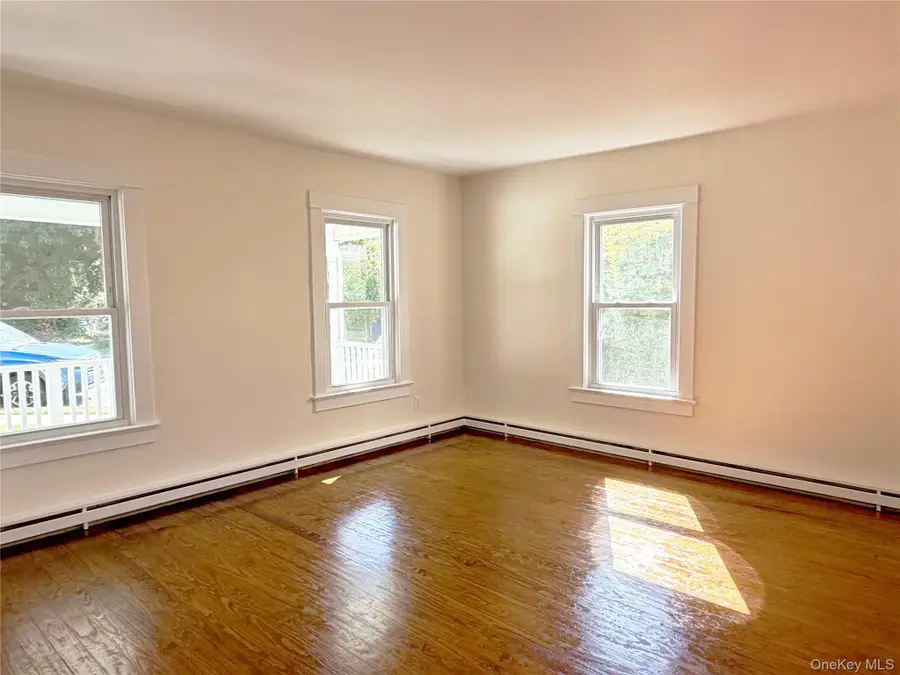92 School Street, Oyster Bay, NY 11771 - #3