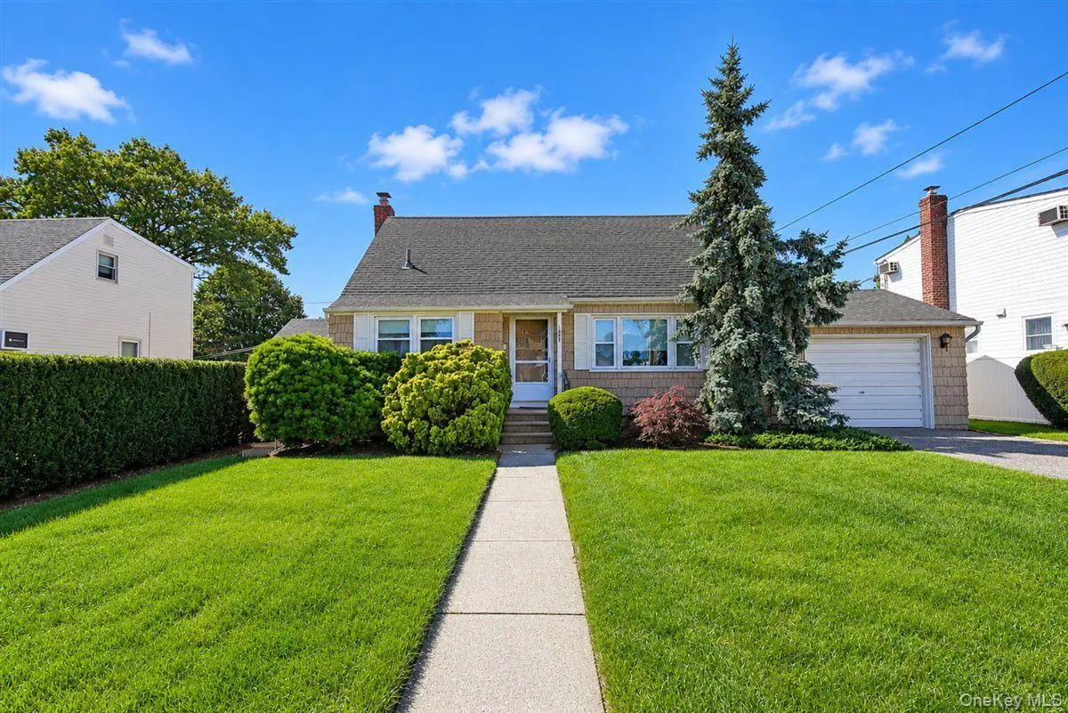 1298 Darby Road E, Wantagh, NY 11793 - #1