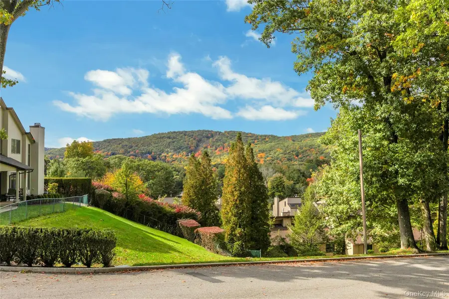 11 Arapaho, Suffern, NY 10901 - #2
