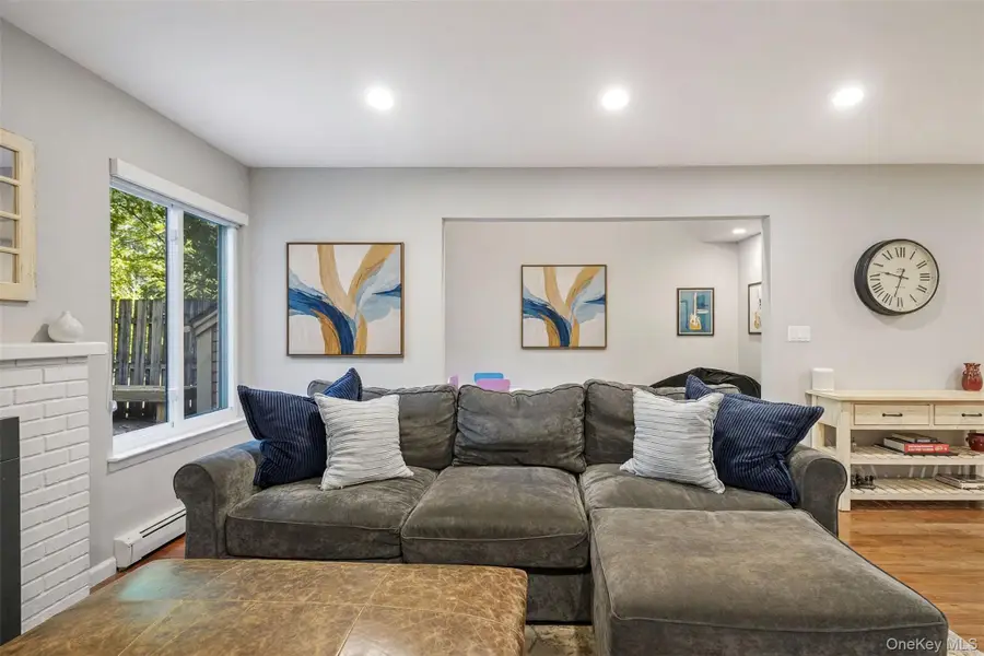 192 Ivy Hill Crescent, Rye Brook, NY 10573 - #3