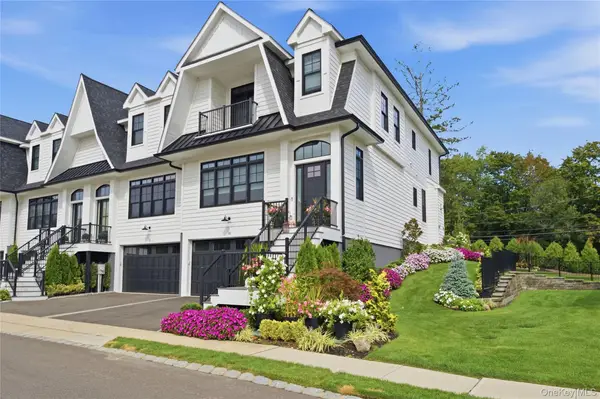 10 Three Ponds Lane, Woodbury, NY 11797