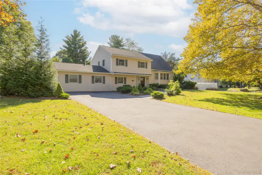332 Fulle Drive, Valley Cottage, NY 10989 - #2