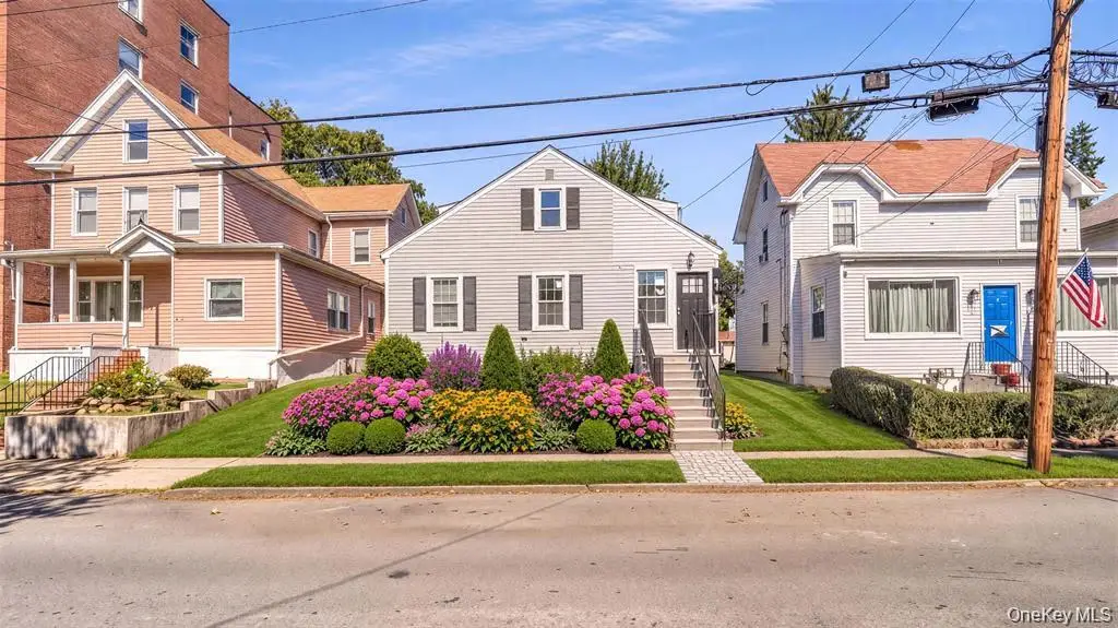 219 E 238th Street, Bronx, NY 10470 - #1