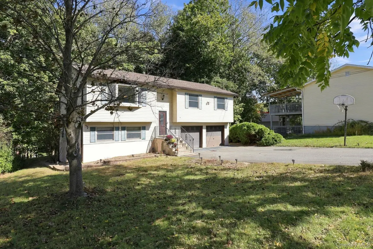 10 Van Wagner Road, Highland, NY 12528 - #1