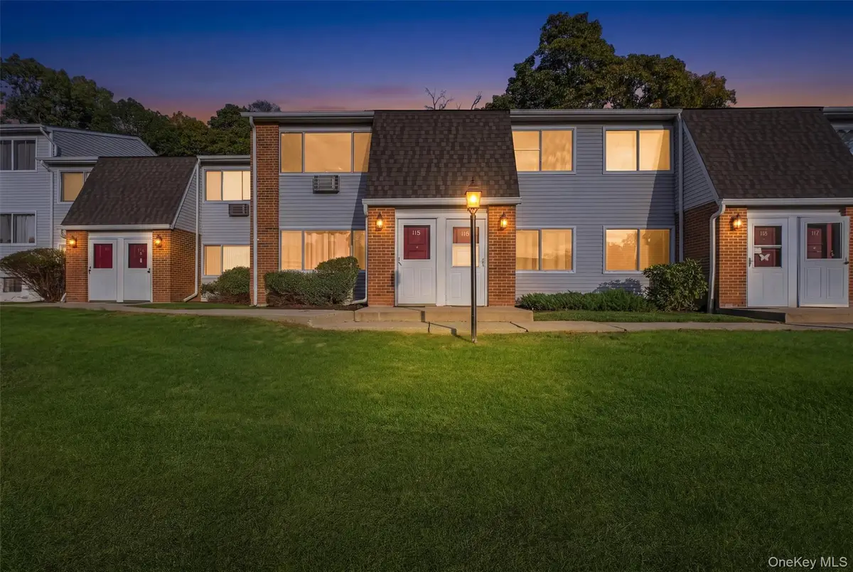 2740 South Road #H6, Poughkeepsie, NY 12601 - #1