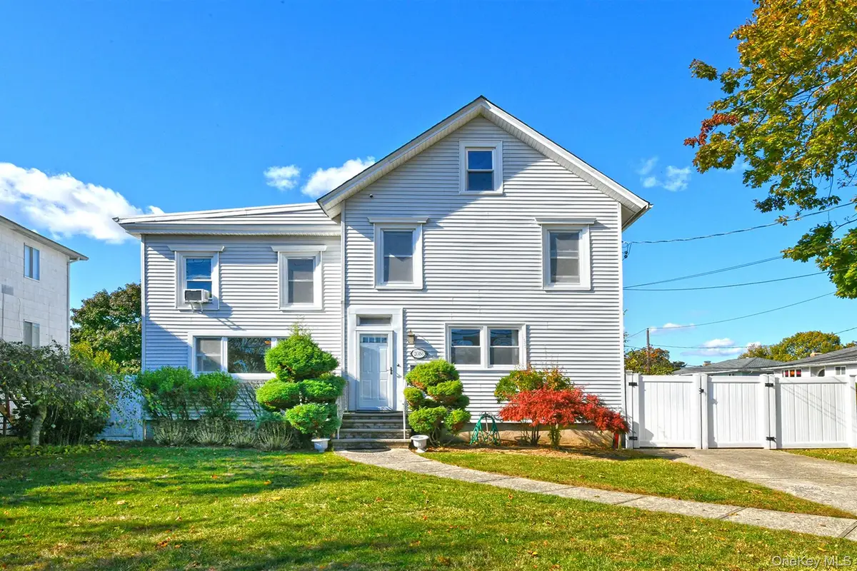 2086 Washington Avenue, Seaford, NY 11783 - #1