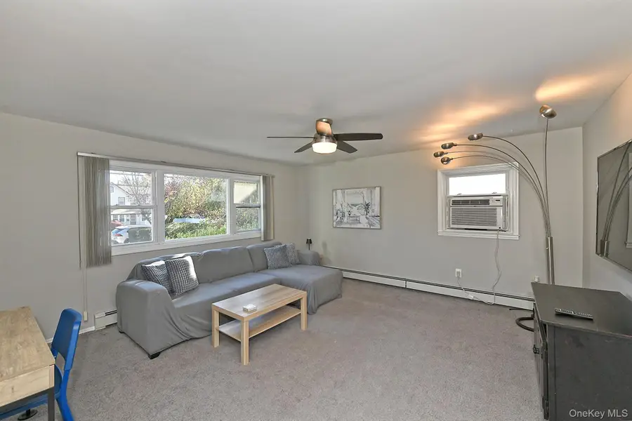 2086 Washington Avenue, Seaford, NY 11783 - #3